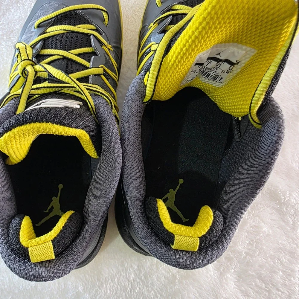 Jordan CP3.VII AE Dark Grey/Vibrant‎ Yellow Mens 8